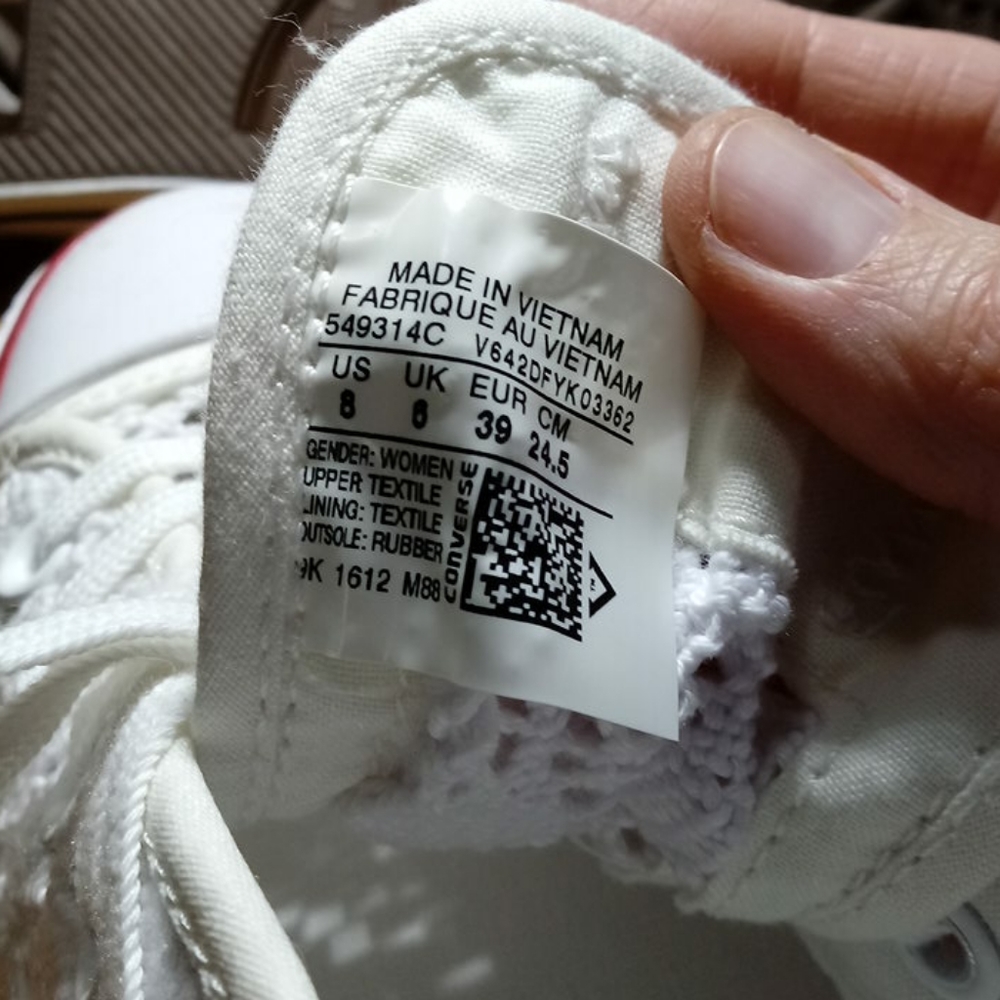 SOLD Lacey white chucks - Picture 3 of 5